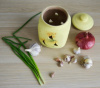 Горшок для чеснока (1,3л) желтый